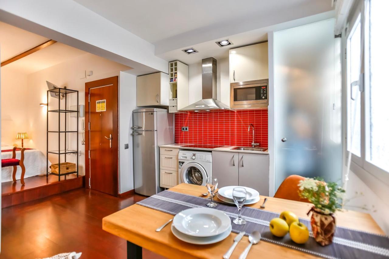 Ghat Apartments Montroig Sitges Esterno foto
